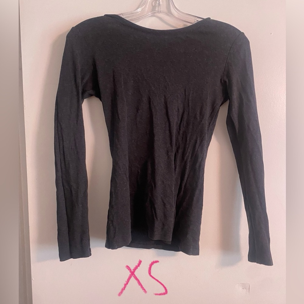 XS charcoal gray tshirt